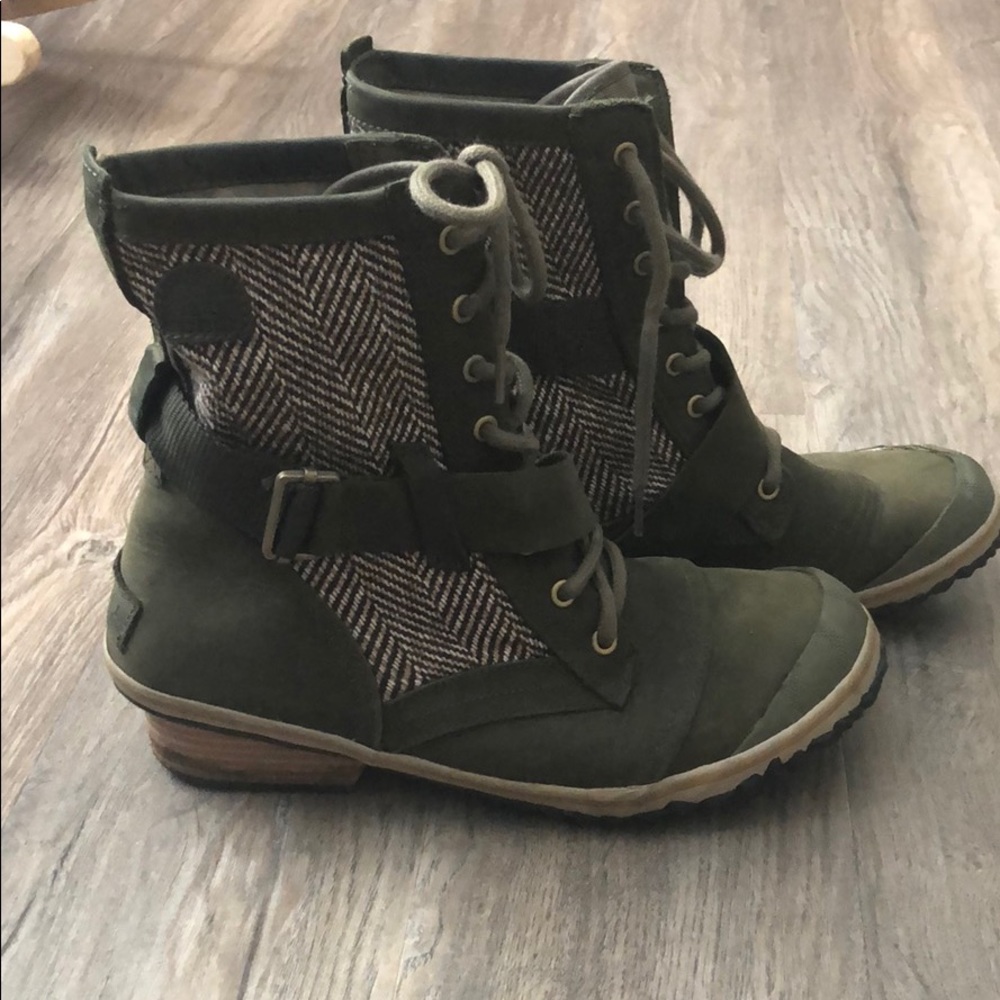 Sorel duck boots